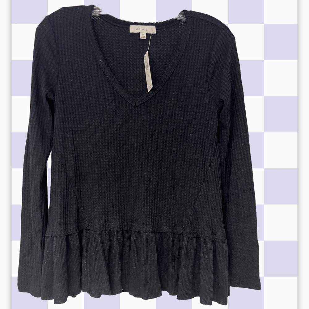Anthropologie brand new with tags adorable lin sleeved tee with ruffle